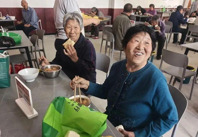 从军营到田埂他用“迷彩”初心焐热乡土亲情